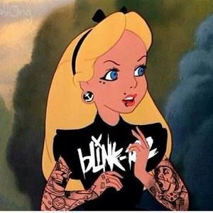 Meet your Posher, Luz